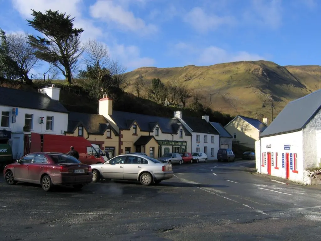 leenaun village galway